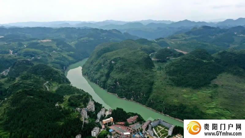 东西协作|沿河:“山”呼“海”应赴新程(图8) 东西协作|沿河:“山”呼“海”应赴新程(图8)