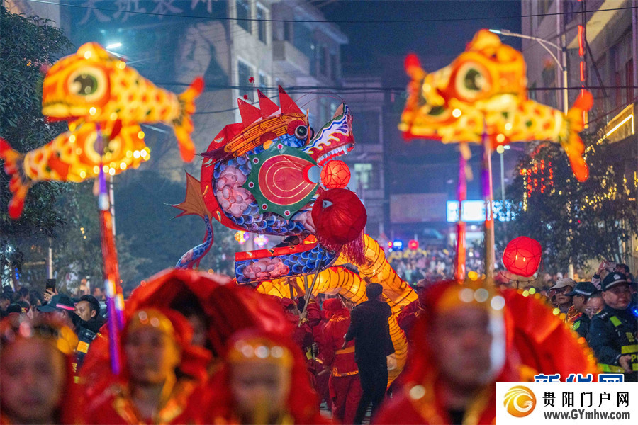 贵州大方:古镇舞龙迎元宵(图8) 贵州大方:古镇舞龙迎元宵(图8)