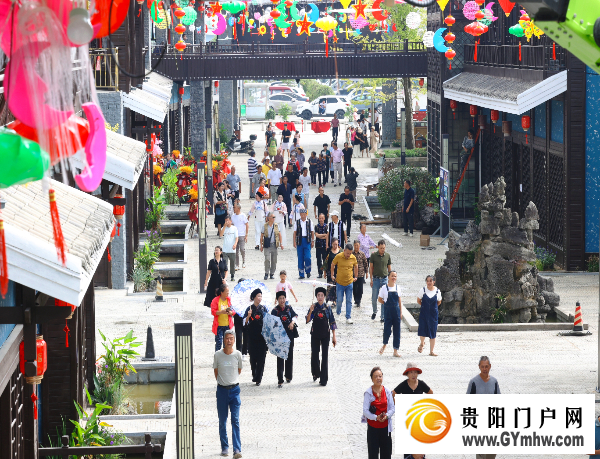 北斗湾·贵州六月六风情街正式开街(图5) 北斗湾·贵州六月六风情街正式开街(图5)