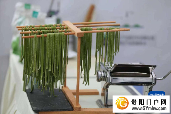 在“世界抹茶超级工厂”品贵州“茶魅力”(图2) 在“世界抹茶超级工厂”品贵州“茶魅力”(图2)