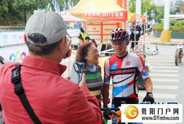 与侗乡魅力共舞 感受自行车运动的速度与激情(图4) 与侗乡魅力共舞 感受自行车运动的速度与激情(图4)