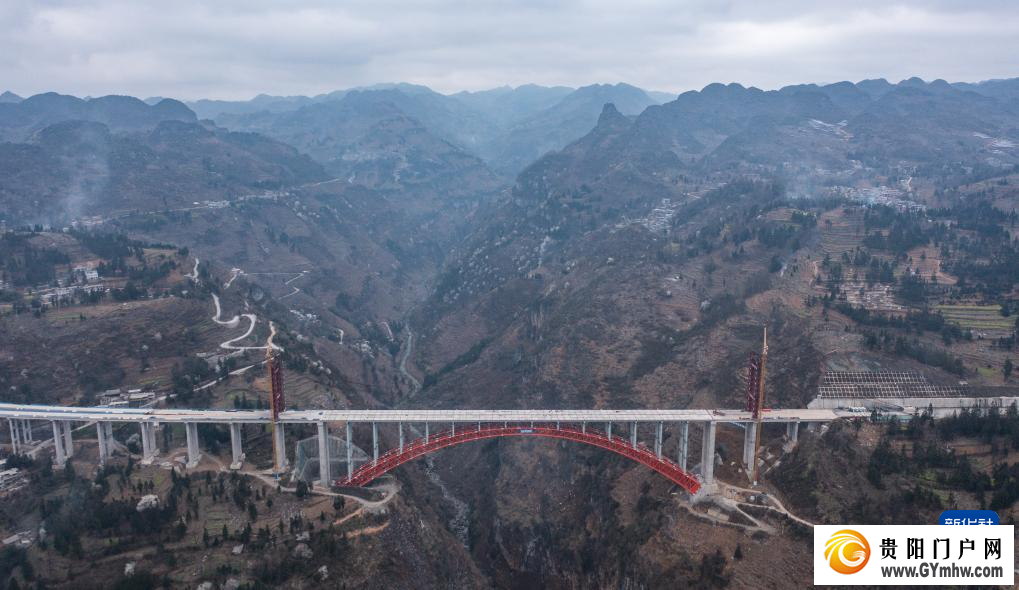 新时代中国调研行之看区域·西部篇丨贵州:西部天堑变通途(图3) 新时代中国调研行之看区域·西部篇丨贵州:西部天堑变通途(图3)