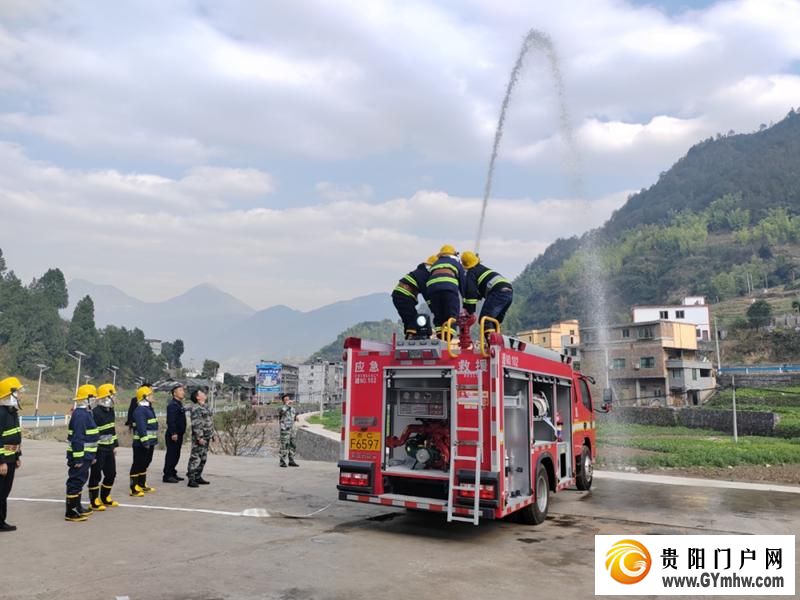 遵义市桐梓县木瓜镇:“六送”基层强治理,干群连心一家亲(图3) 遵义市桐梓县木瓜镇:“六送”基层强治理,干群连心一家亲(图3)