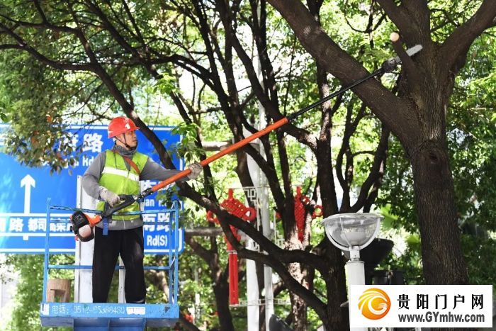 南明区:扮靓城市颜值 喜迎中国旅游日(图6) 南明区:扮靓城市颜值 喜迎中国旅游日(图6)